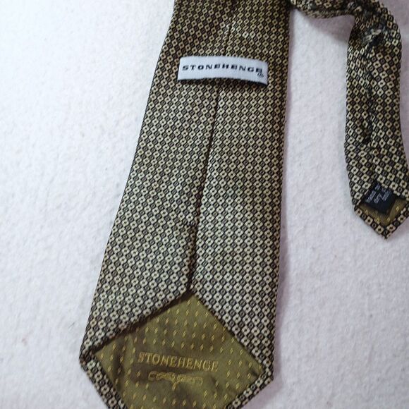 Stonehenge Gold Diamond Geometric Pattern Silk Tie Handmade - Picture 5 of 10